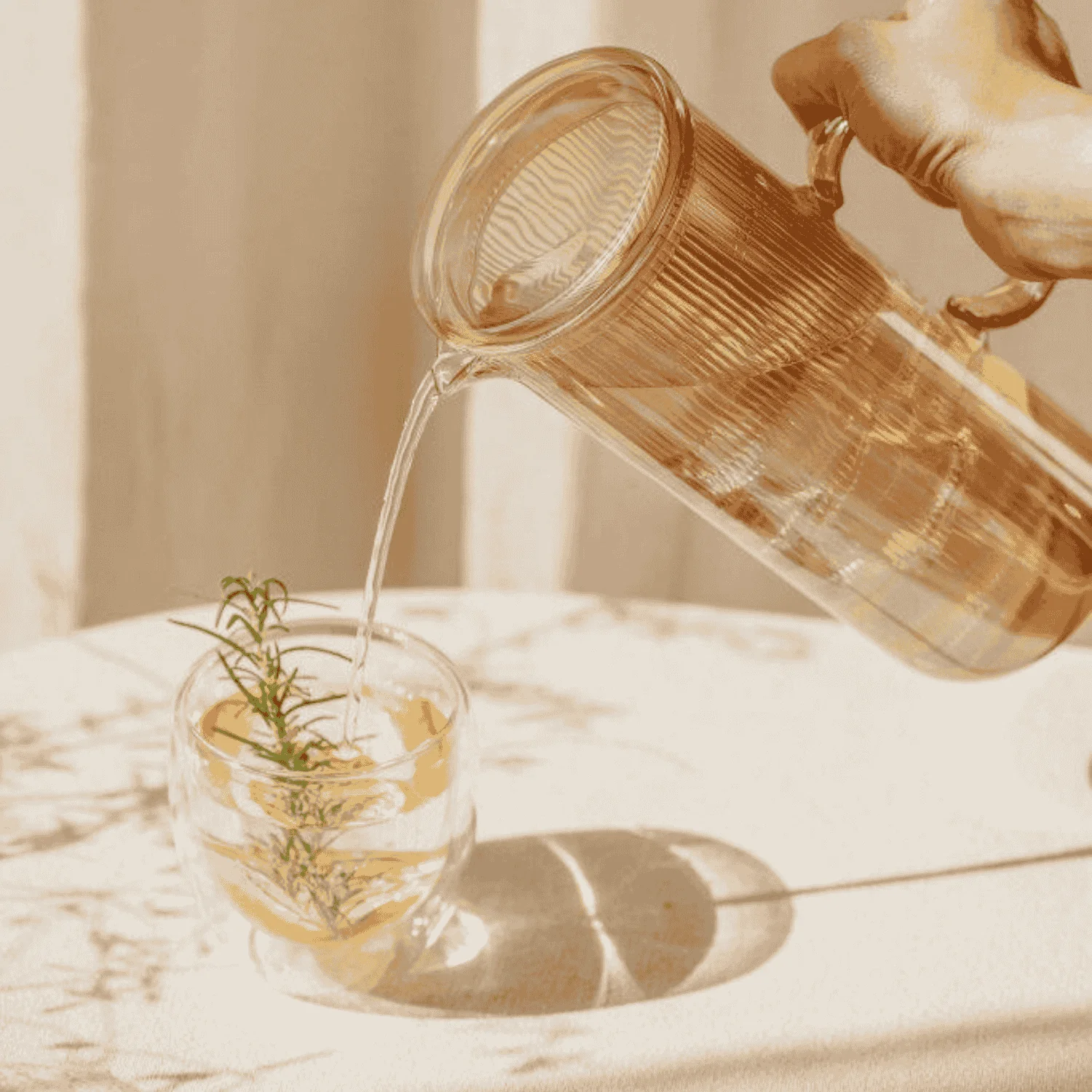 Carafe en verre transparent strié - Image 8