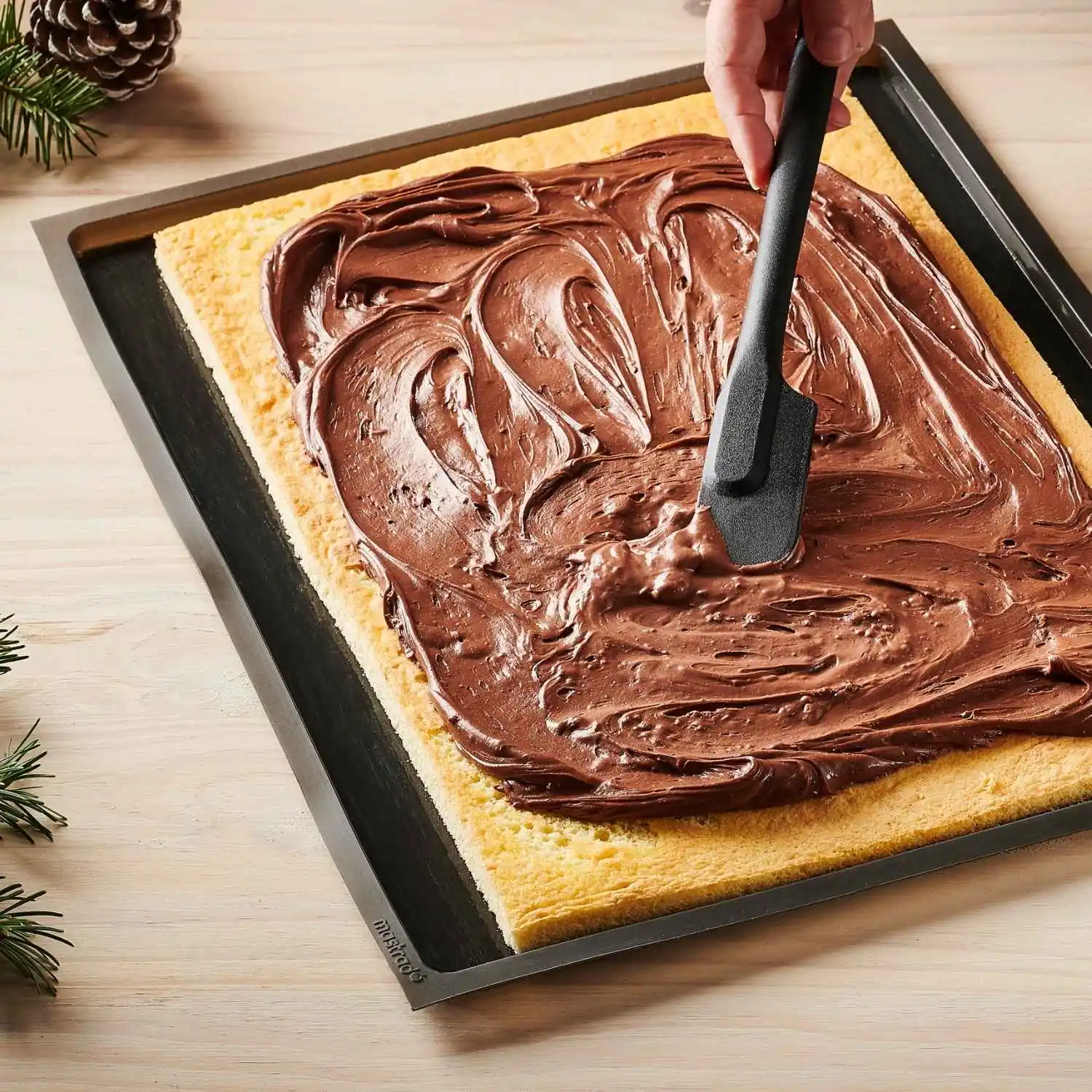 Coffret gâteau roulé et bûche de Noël - Image 10