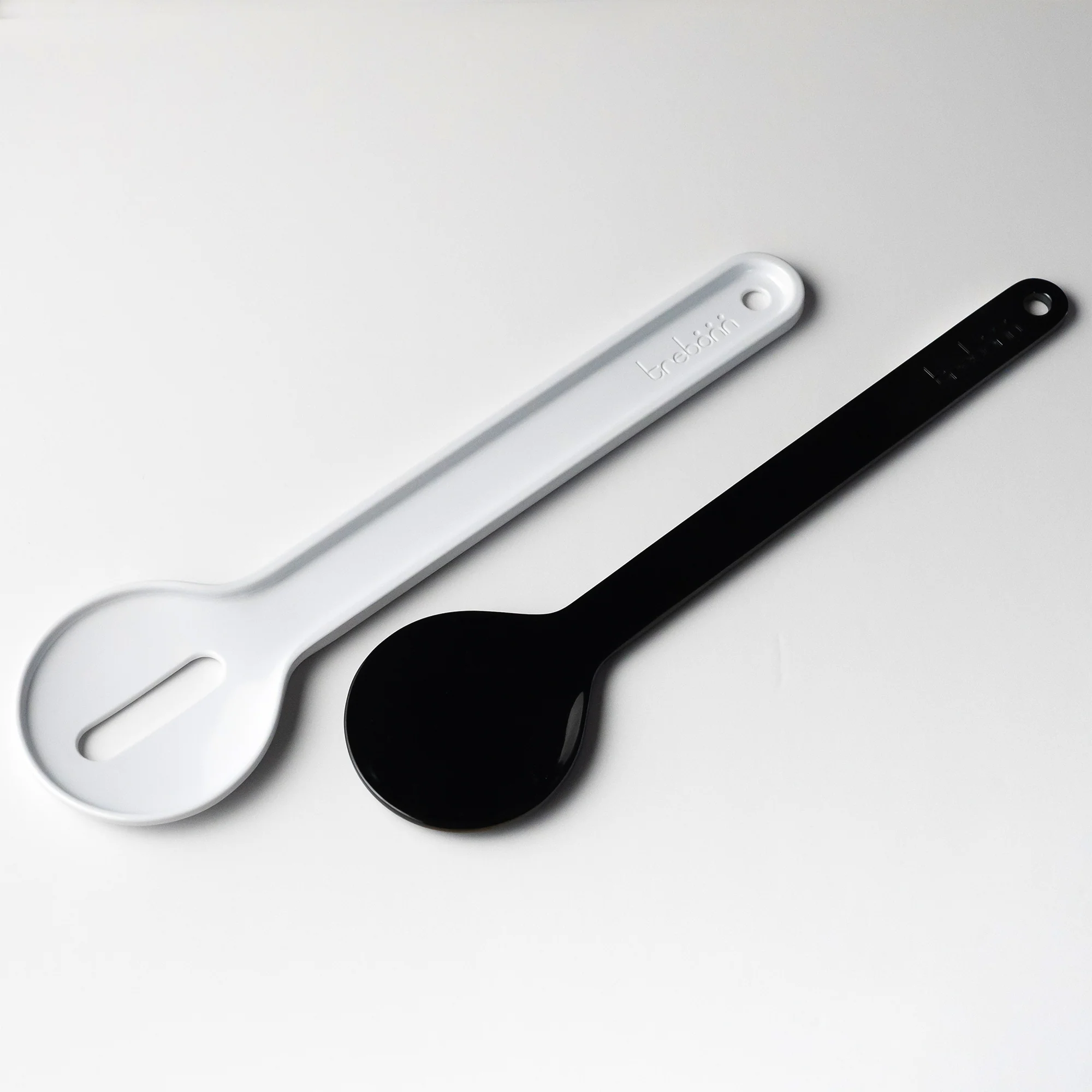 In - Couverts à salade - noir et blanc - Image 3
