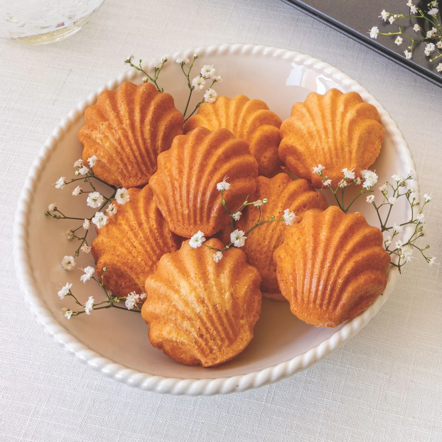 Moule à madeleines coquillage - Image 3